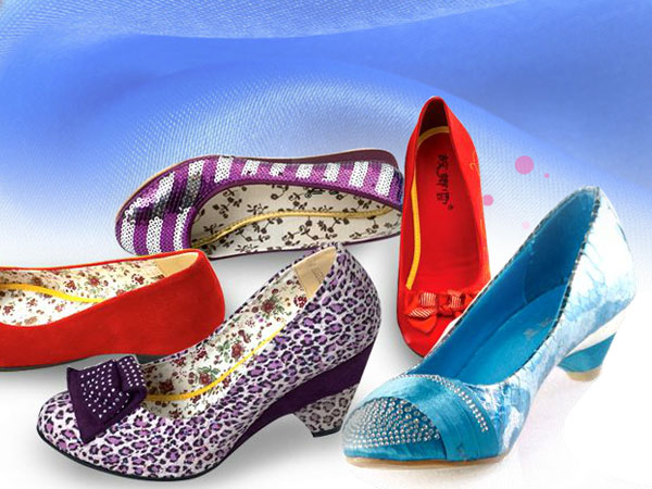 故鄉云時尚休閑布鞋