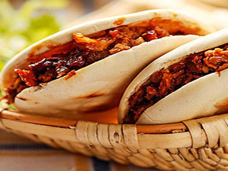 牛牛小牛當家牛肉面