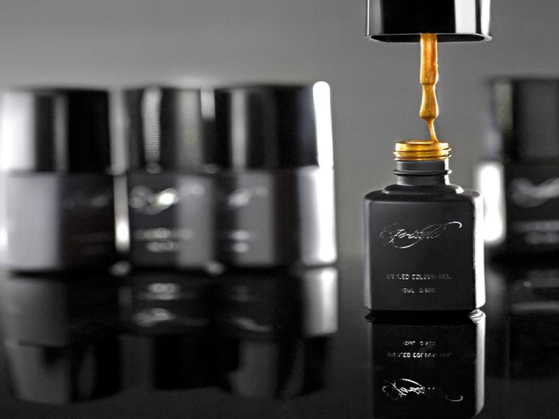 伊滋國際手足護理