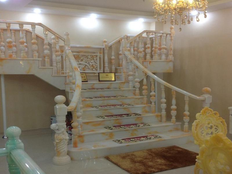 卓立仿玉石背景墻培訓