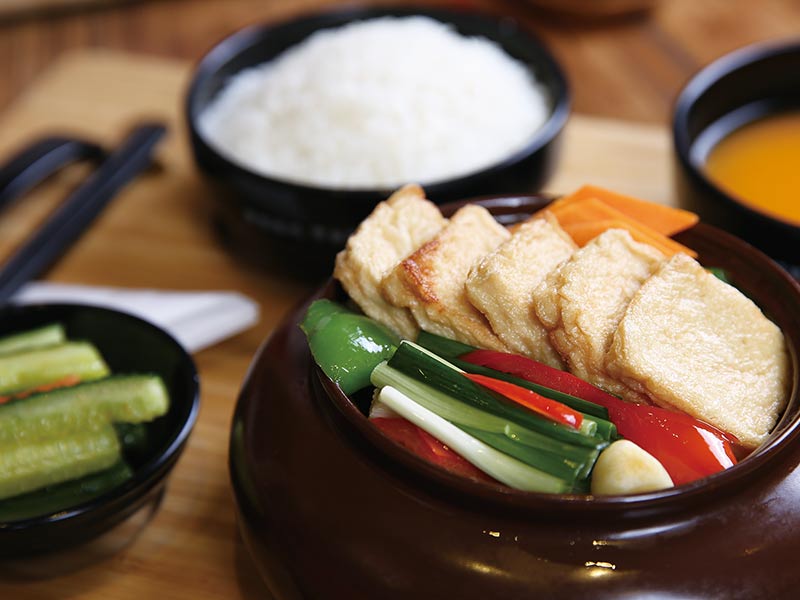 憨小二壇子燜肉