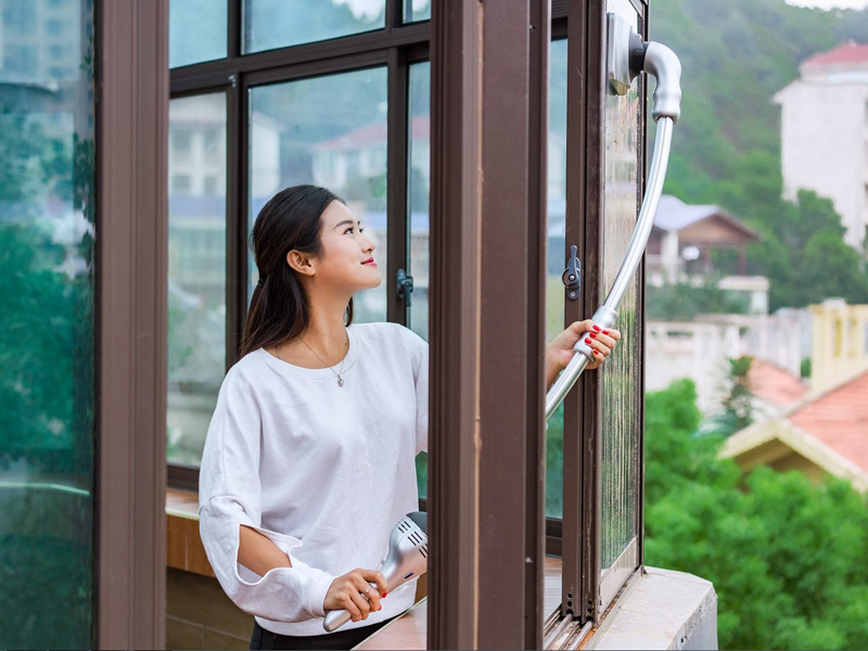 窗潔士外窗智能擦窗器