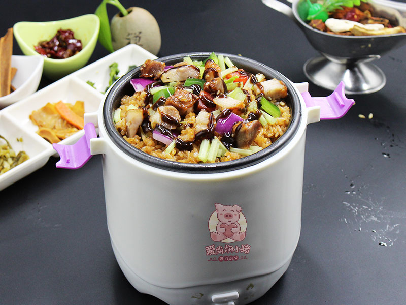 愛尚燜小豬烤肉燜飯