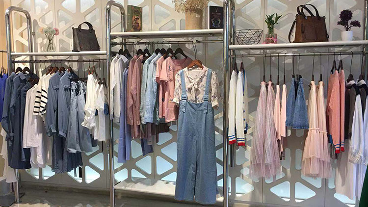 BLSS布倫圣絲女裝