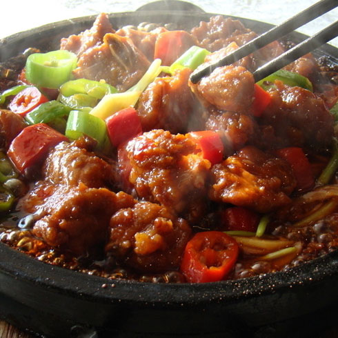 三牛快餐砂鍋肉