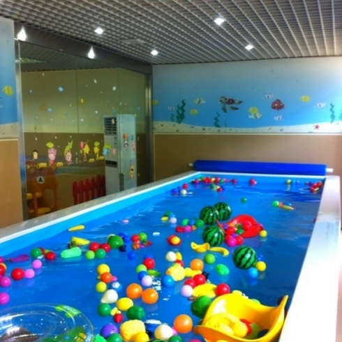 魚樂貝貝游泳館