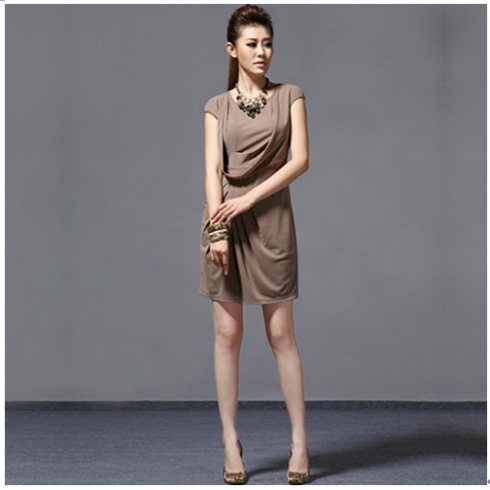 萊爾維思優惑修身連衣裙