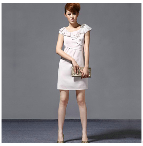 萊爾維思優惑米白色荷葉領時裝裙