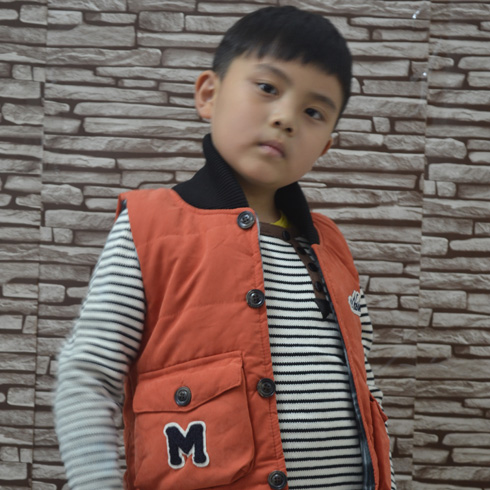男童馬甲開(kāi)衫外套