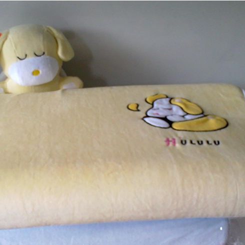 小豬呼嚕嚕酣睡寶