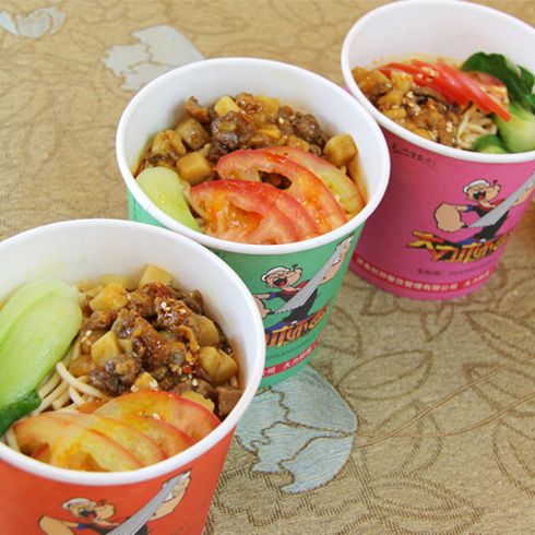 吃漫畫去—大力杯面