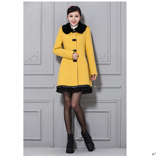 季美熙女裝產品-黃色黑領黑蕾絲邊呢子大衣