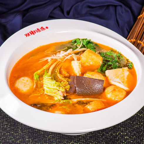 雙椒誘惑麻辣燙產品-骨湯麻辣燙