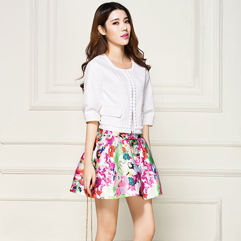 阿珍妮女裝產品-阿珍妮小香風白色外衣亮色短裙