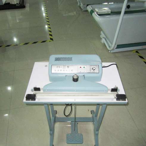 巾管家消毒毛巾產品-腳踏式封口機