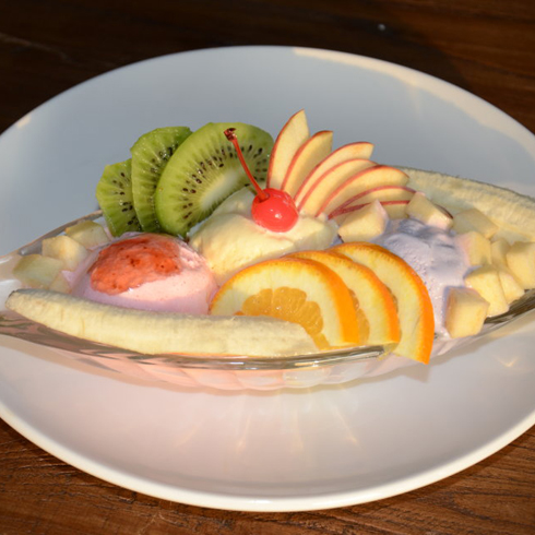 湯姆約客咖啡館產品-湯姆約客冰淇淋香蕉船