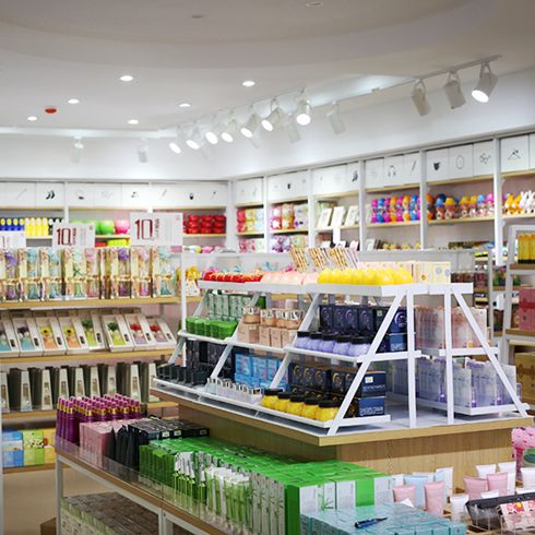 世創優品休閑百貨-時尚百貨