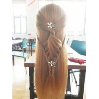 格調女王美甲盤發-編發