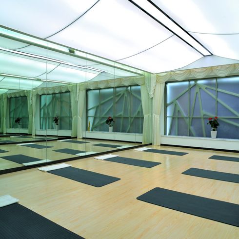 伊滋國(guó)際手足護(hù)理-伊滋瑜伽室