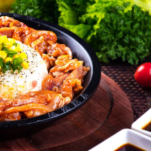 板燒廚房快餐-雞排燒飯