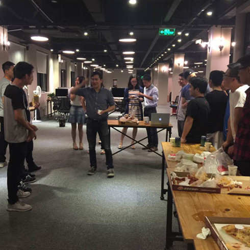 社區掌上便利店員工