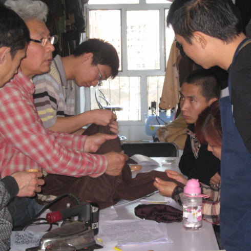 劉立新現(xiàn)場(chǎng)培訓(xùn)