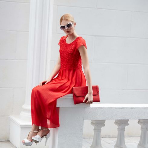 金蝶茜妮紅色長裙