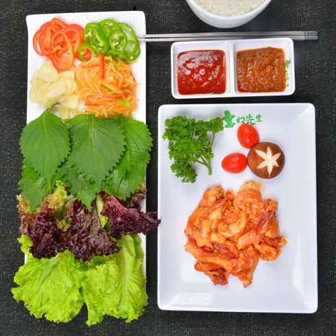 權先生韓餐-考辣醬五花肉菜包飯