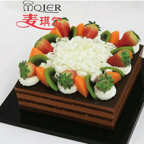 麥琪爾烘焙-可可慕斯草莓蛋糕