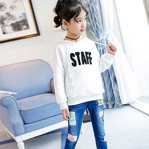 妙尼熊童裝-春款女童衛衣