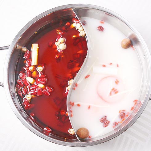 九街婆婆串串香-養(yǎng)生鴛鴦鍋