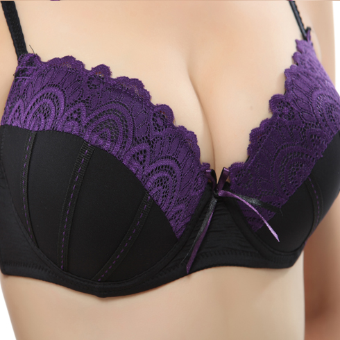 汎迷絲內衣-黑色蕾絲文胸