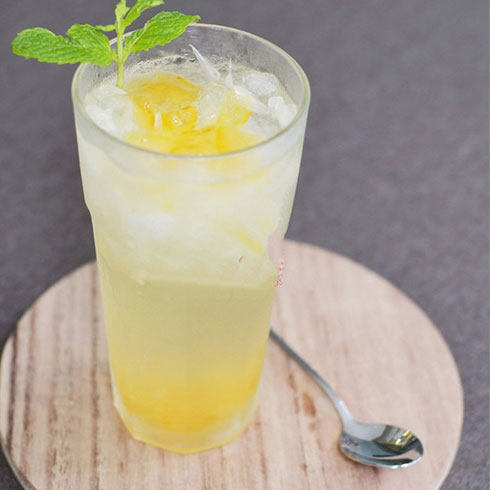 嘻茶部落-冰鎮菠蘿汁