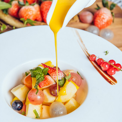 食光轉移主題餐廳-水果芝士沙拉