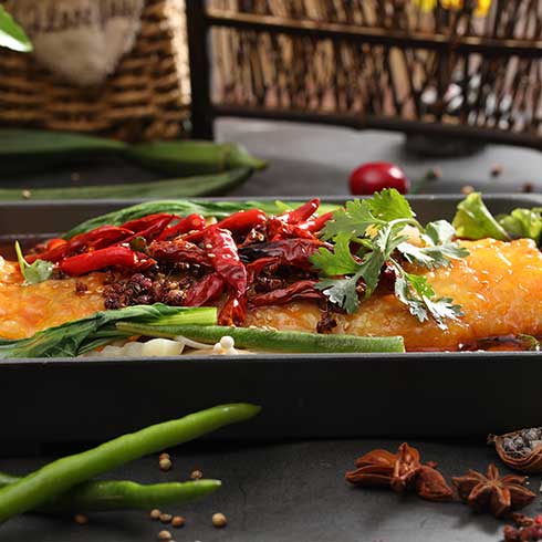 比優福-紅辣椒青菜板燒魚飯