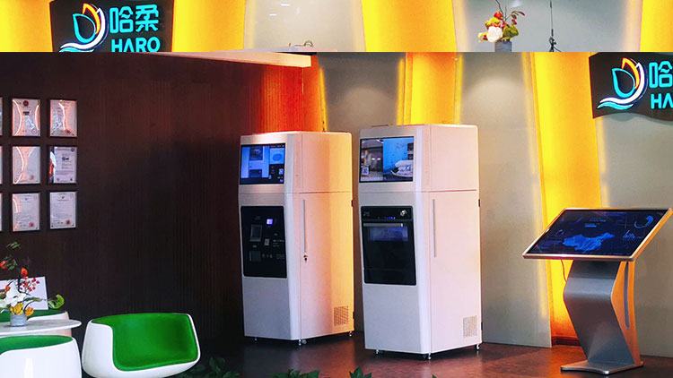 哈柔智能濕巾機器人-使用現場